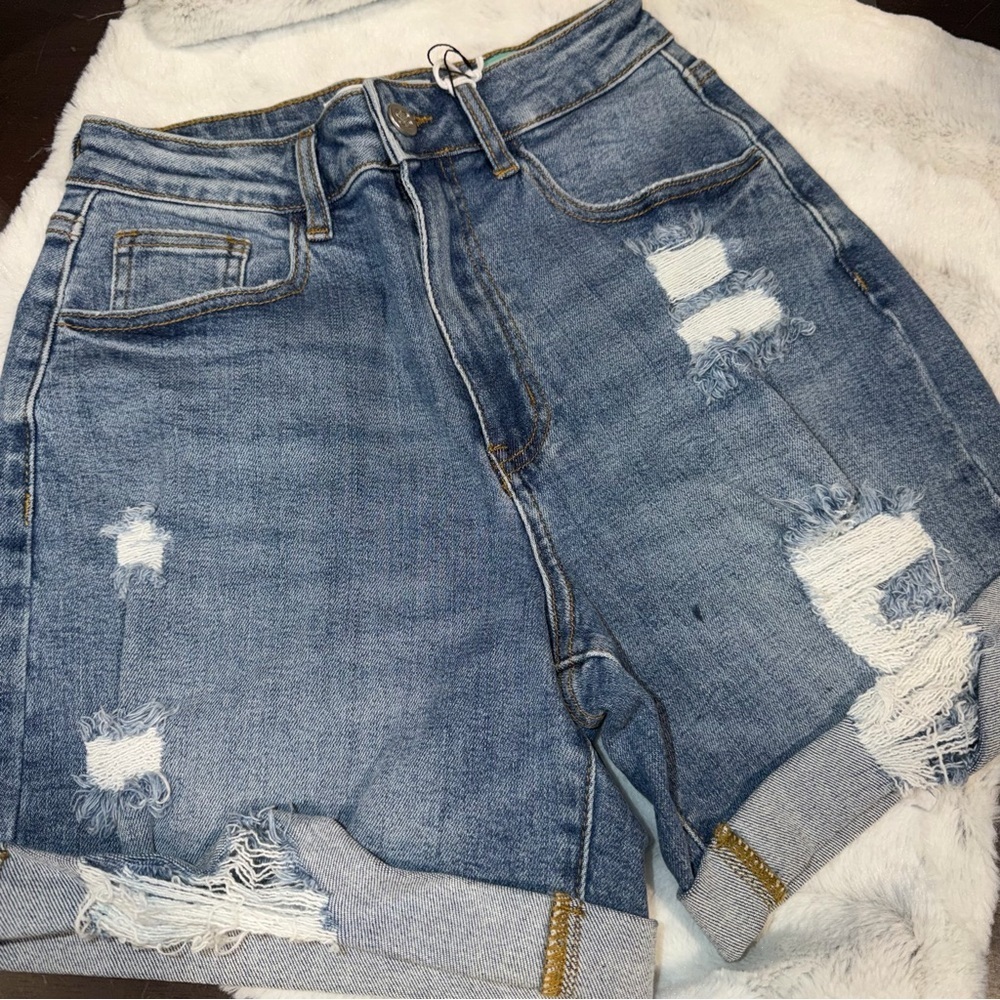 Georgia peach Blue Distressed Jean Shorts women’s XS